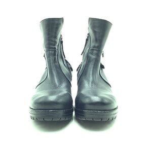 Bueno Black Leather Boots Size: 7